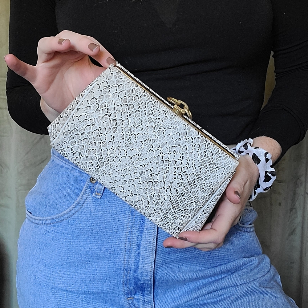 Vintage Mobwife Preppy Quiet Luxury Coastal Grandmother Alt Snakeskin Clutch
